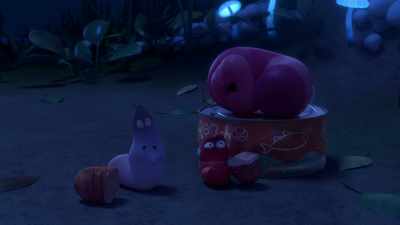 [Magenta snoring] - Larva Family