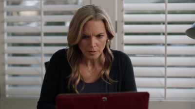 Maggie, you gotta understand
that in my line of work - Deadly Secrets