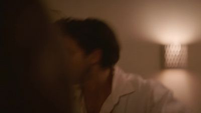 Maggie, he's
getting away! - NCIS: Hawai'i