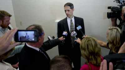 [Maggie] Lead prosecutor,
Jeff Strelzin, is defending - The Disappearance of Maura Murray