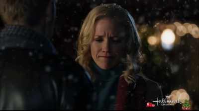 - Maggie...
- You know what, Danny, it's... - Road to Christmas