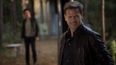 Magia tollox de terras. - The Vampire Diaries
