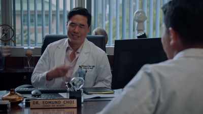 - MAGIC (on computer): She's got my vote.
- (Dr. Choi chuckles) - Doogie Kamealoha, M.D.