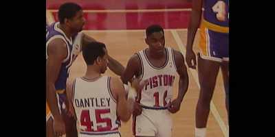 [Magic]
Pat Riley did not like that friendship. - They Call Me Magic