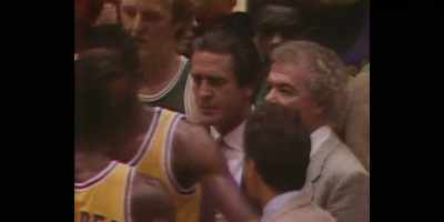 [Magic] When Kevin McHale took Kurt out, - They Call Me Magic