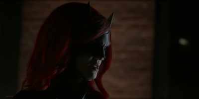 Magpie had some
complicated schematics - Batwoman