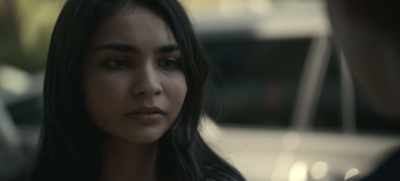 - Mahira, is everything all right?
- Coming, Uncle! - Dear Edward