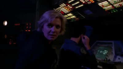 - Major Gant, report.
- Shields are down 69%. - Stargate SG-1