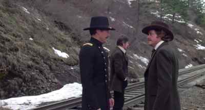 Major, you have to contact the fort. - Breakheart Pass