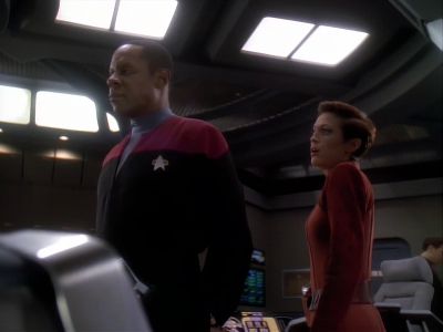 Major, leave the Chief alone. - Star Trek: Deep Space Nine