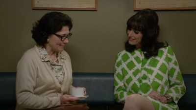 Major made me throw
it in the bin. - Ms Fisher's Modern Murder Mysteries