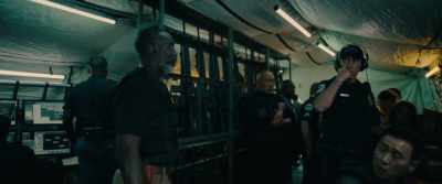 Major Riddick. - Breaking
