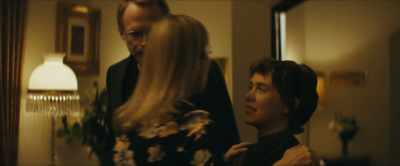 -Mak risau kamu berdua terlibat...
-Hei, Kitty. - Uncle Frank