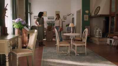 - Make yourself at home here.
- Mm, grazie. - Two Scoops of Italy