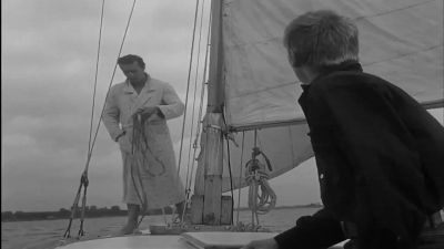 Make for that buoy - Knife in the Water