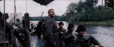 Make ready, Sir Robert.
We dock in 20 minutes. - Robin Hood