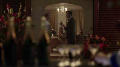 Make sure everyone has a drink, - The Last Tycoon