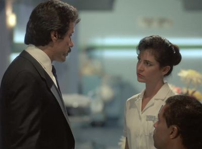 Make sure that no one else
comes in this room.
Yes. - Miami Vice