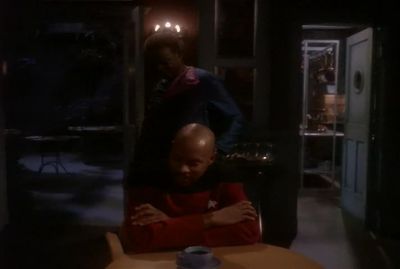 Make sure you turn
out the lights - Star Trek: Deep Space Nine