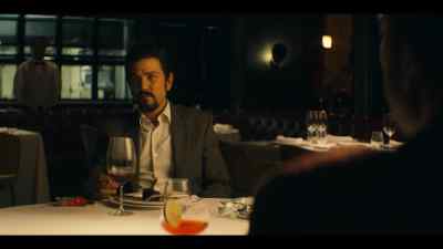 Make that to go. - Narcos: Mexico