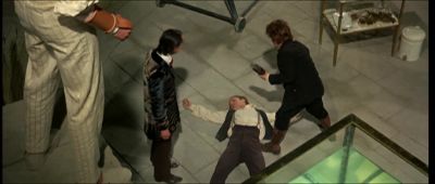 Make him unconscious - Flesh for Frankenstein