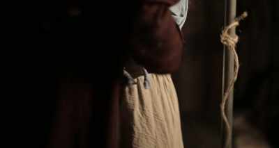 Make her understand you. - From Hell to the Wild West