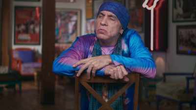 Makes me curious as to - Stevie Van Zandt: Disciple