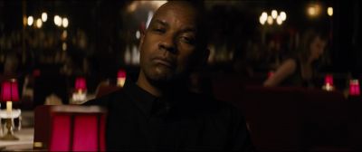 Makin' entry. Yellow house. - The Equalizer