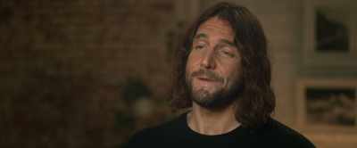 Making room
for life's most important things. - The Minimalists: Less Is Now