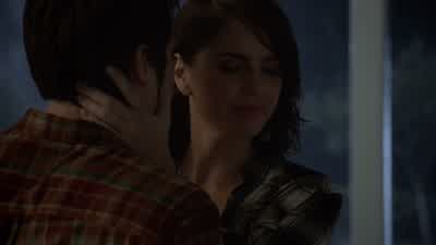 Mal? Someone's coming. Someone fast. - Teen Wolf