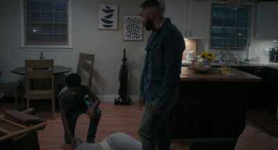 Malcolm, listen to me.
Malcolm, I'm-- - Buried Alive and Survived