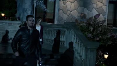 Malcolm: Your father's
still alive, thea. - Arrow