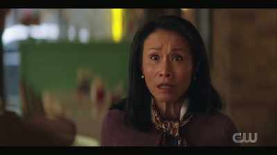 MAMA, AUNT MEI-XUE'S
PLUM SAUCE - Kung Fu