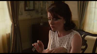 Mama can have a piece. - The Help