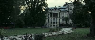 - Mamá, mamá ¿Ya puedo despertar? - The Orphanage