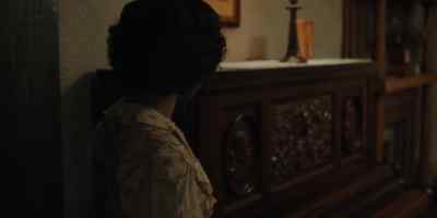 Mama Ola polished this piano
with her tears - The Piano Lesson