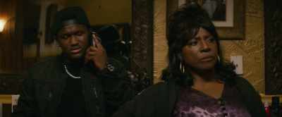 - Mama?
- Rashawn, shut up and listen to me. - Juanita