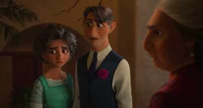 Mamá, you've always been
too hard on Mirabel. - Encanto
