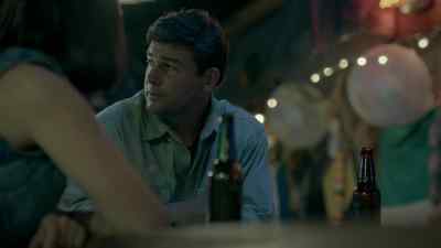 - [man 1] Closing time!
- [man 2] Let's go. - Bloodline