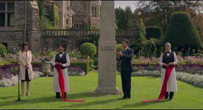 - [man 1] Excellent. Well done.
- [man 2] Hear, hear. - The Professor