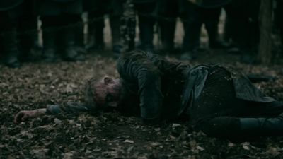 MAN 1: Frodo, get up! - Vikings