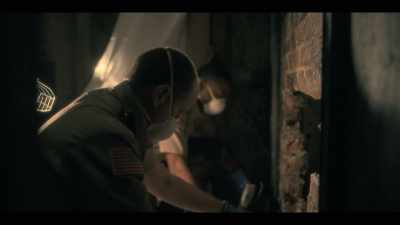 [man 1 grunting] - The Haunting of Hill House