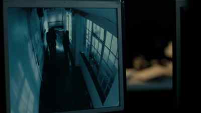 MAN 1:
Hanson! Use your weapon! - Strike Back
