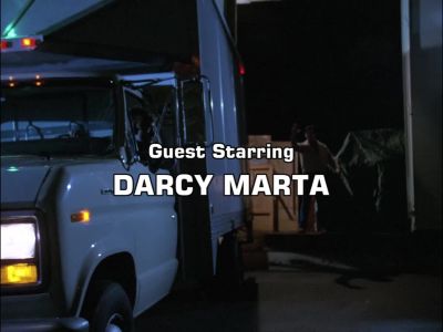 MAN 1 : Okay, hold it right there. - MacGyver