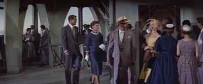 MAN: 102nd floor. - An Affair to Remember