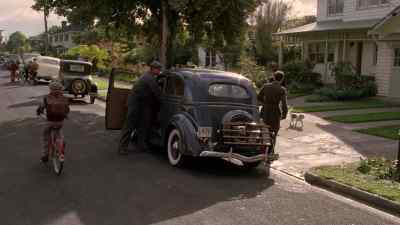 - Man #2: What do you got?
- Come on now. - The Pacific