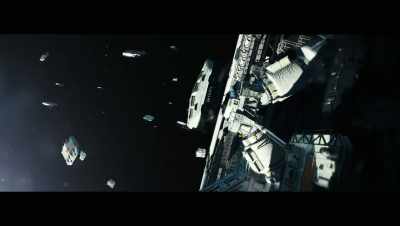 [man 3] Centrifugal drive,
ready for activation. - The Wandering Earth