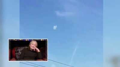 [man 3] It's a [bleep] cloud
with lights in it. - The Osbournes Want to Believe