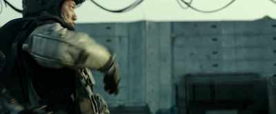- [man 3] On me!
- [man] All units, you are clear to engage. - Spectral
