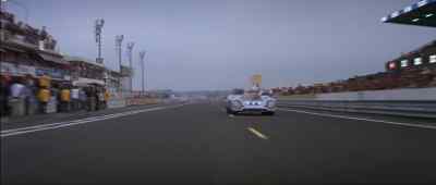 [MAN 4 SPEAKING IN ITALIAN] - Le Mans